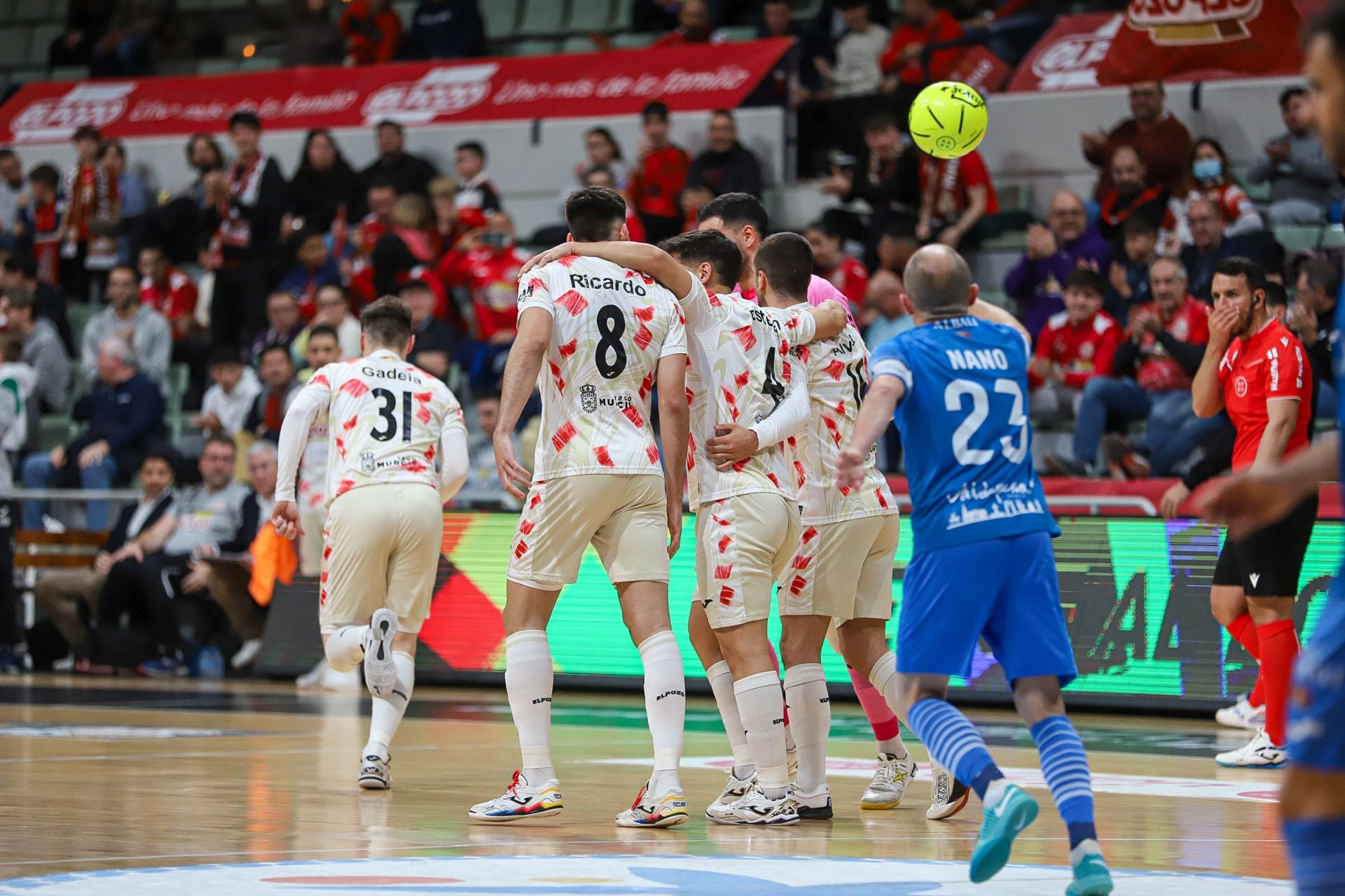 El partido entre ElPozo y Valdepeñas, en imágenes