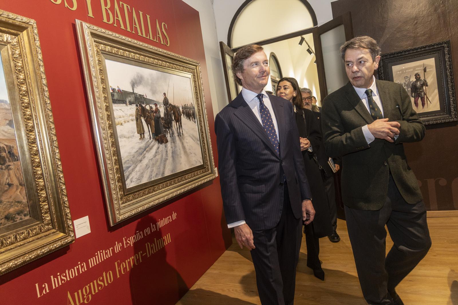 Las imágenes de la exposición de Augusto Ferrer-Dalmau en el Museo Militar de Cartagena