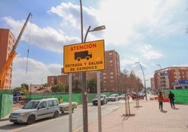 Alameda de Cervantes a la altura de las obras de soterramiento del AVE, ayer.