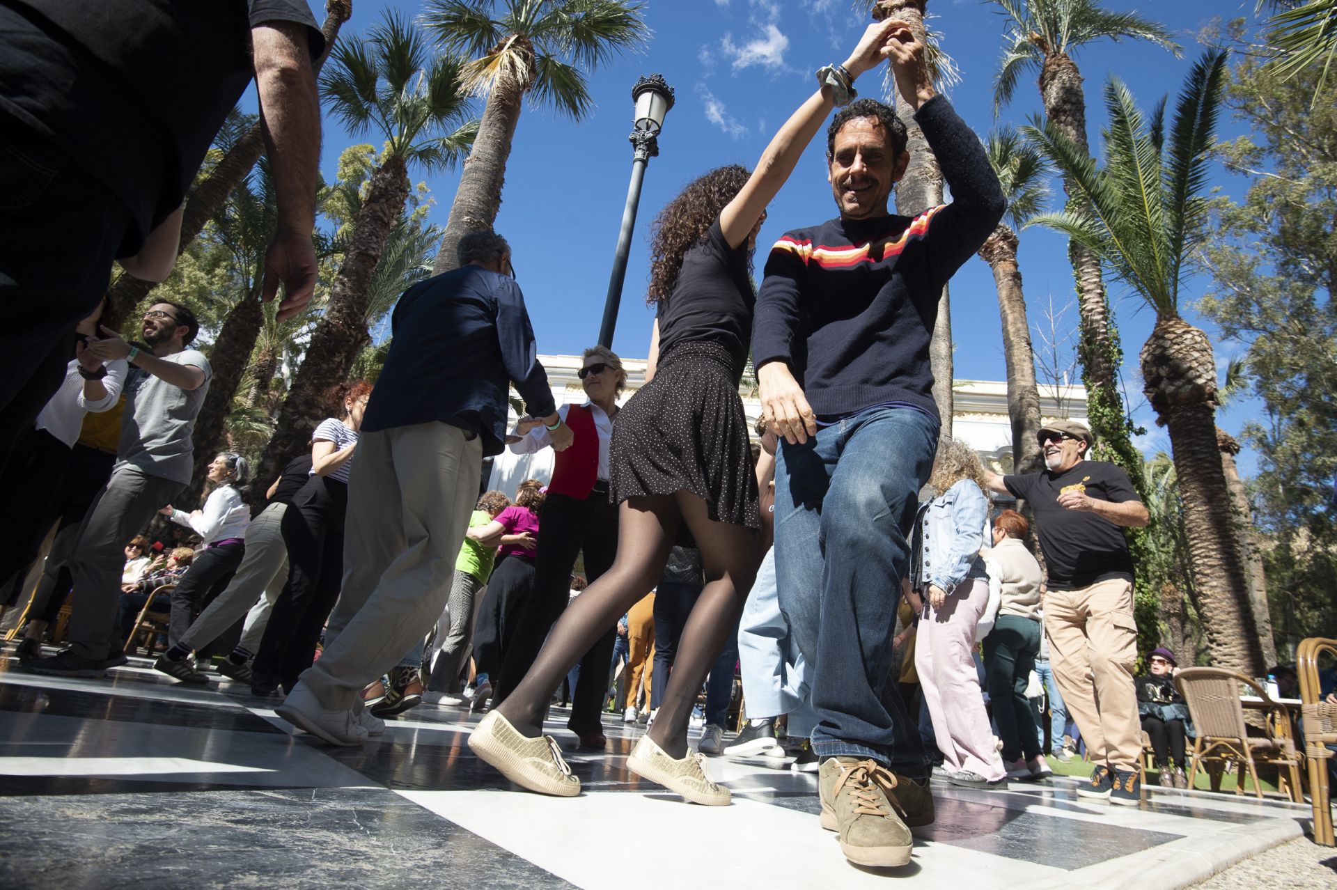 Fans del jazz se dan cita en Archena para bailar a ritmo de swing