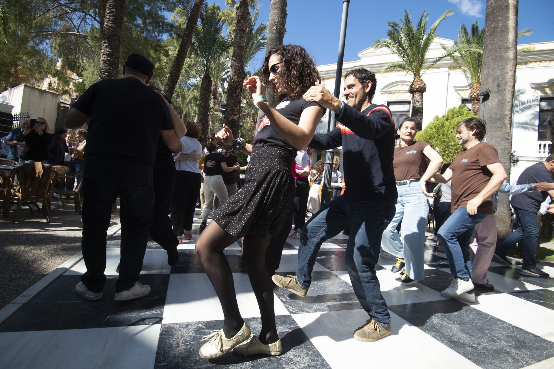 Fans del jazz se dan cita en Archena para bailar a ritmo de swing