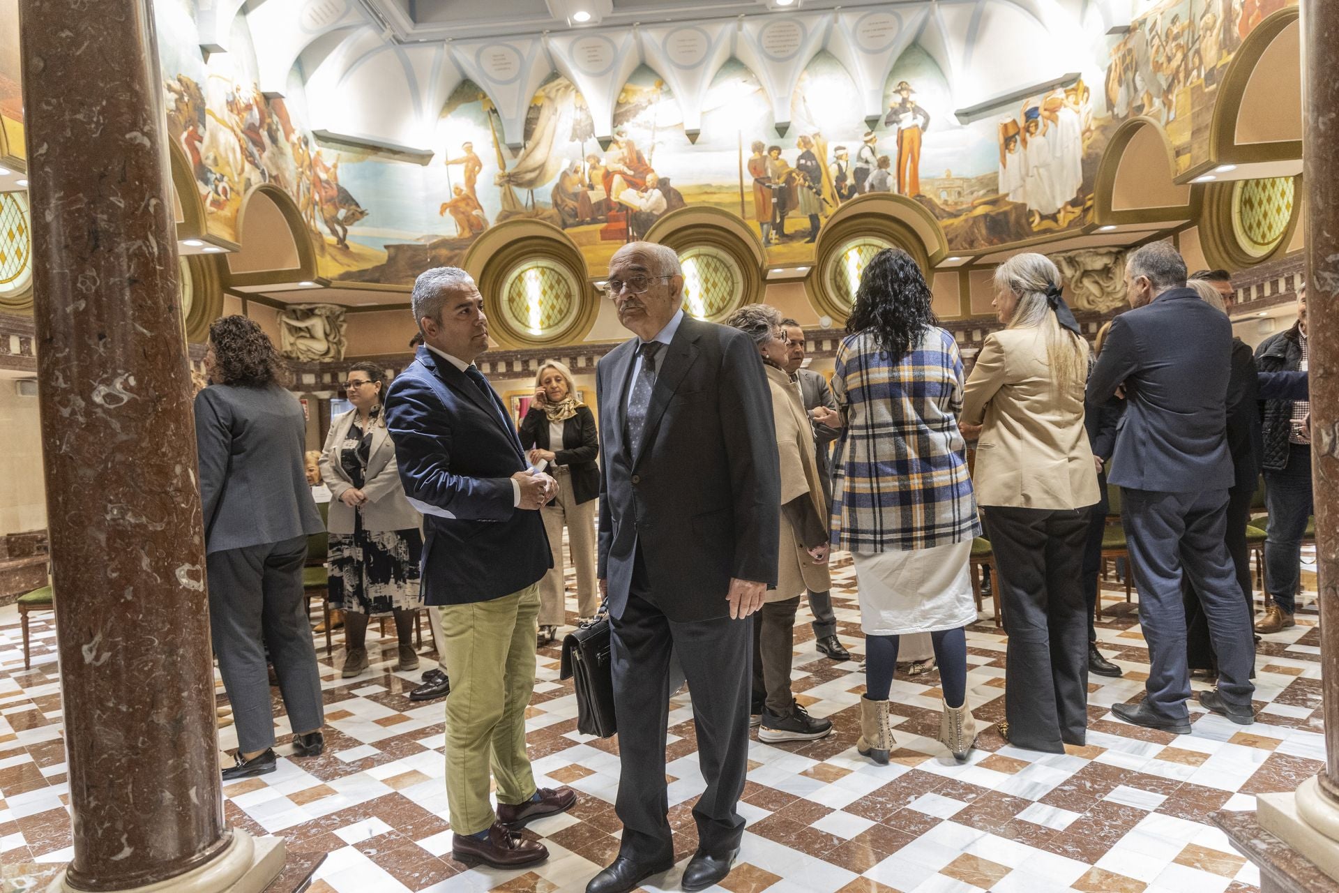 El Pleno de la Asamblea, en imágenes