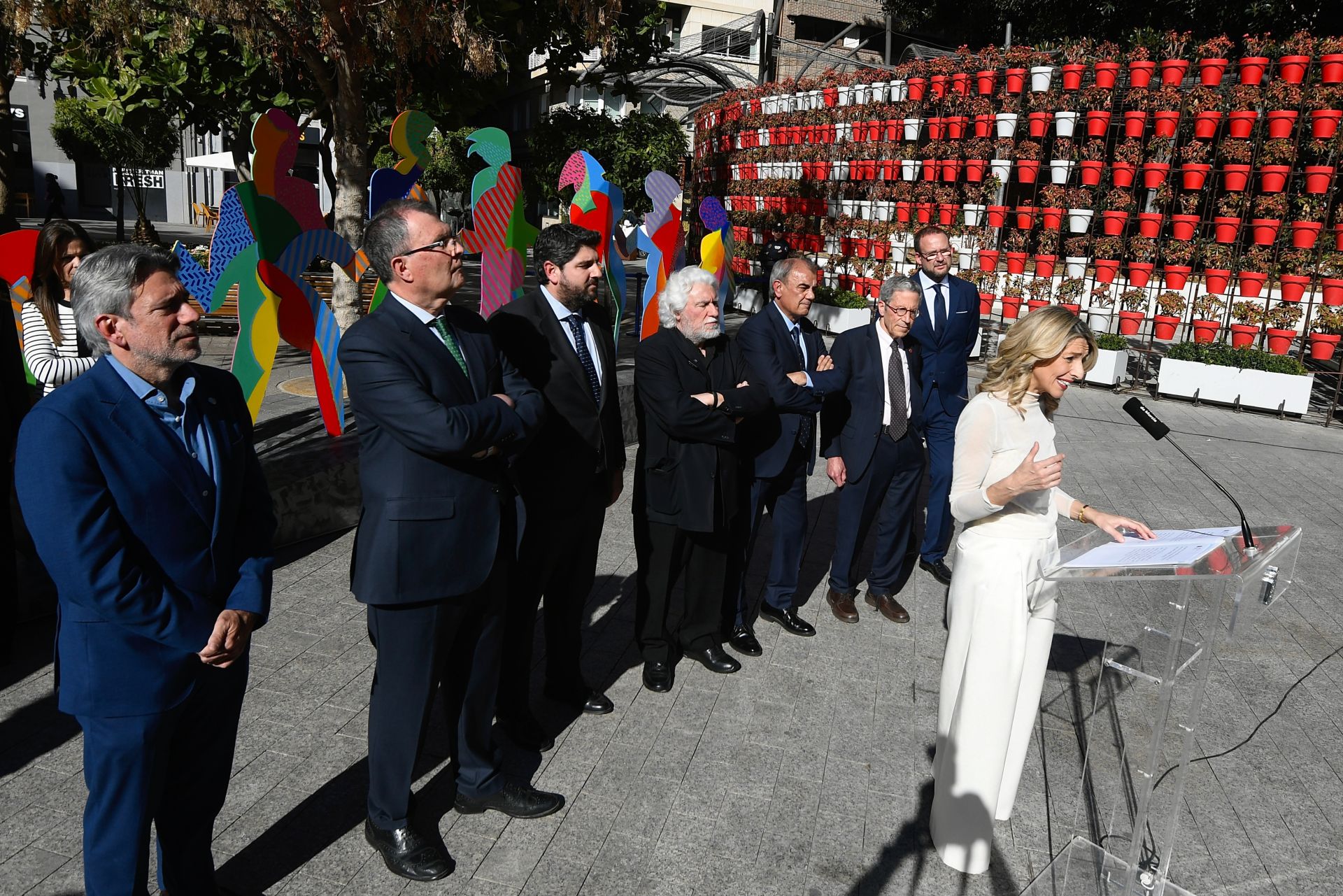 Inauguración de la obra de Cristóbal Gabarrón en la plaza de Santo Domingo de Murcia, en imágenes