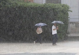Fuertes lluvias en Cartagena, en una imagen de archivo.