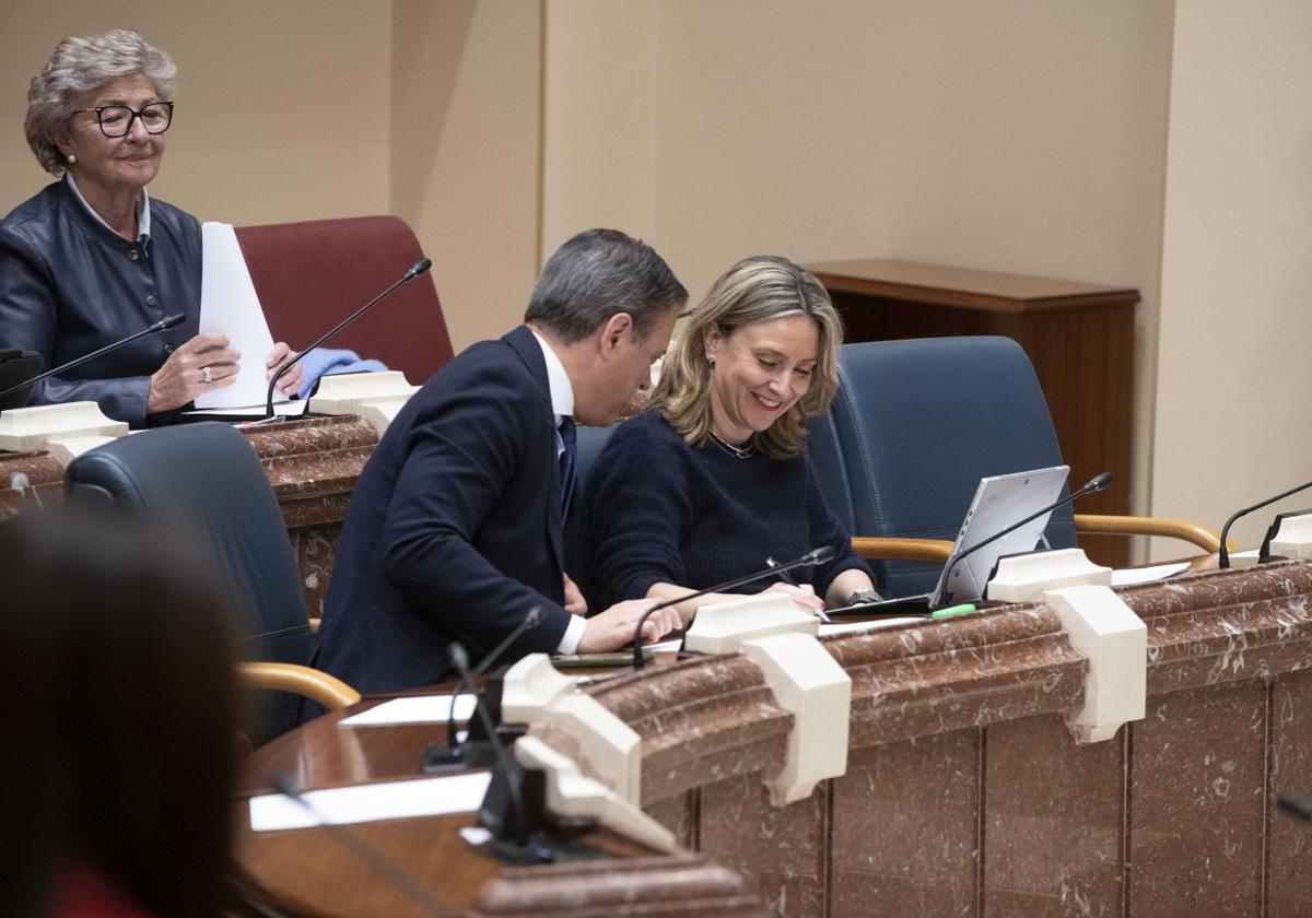 Marcos Ortuñó y Conchita Ruiz, este viernes, en la Asamblea Regional.