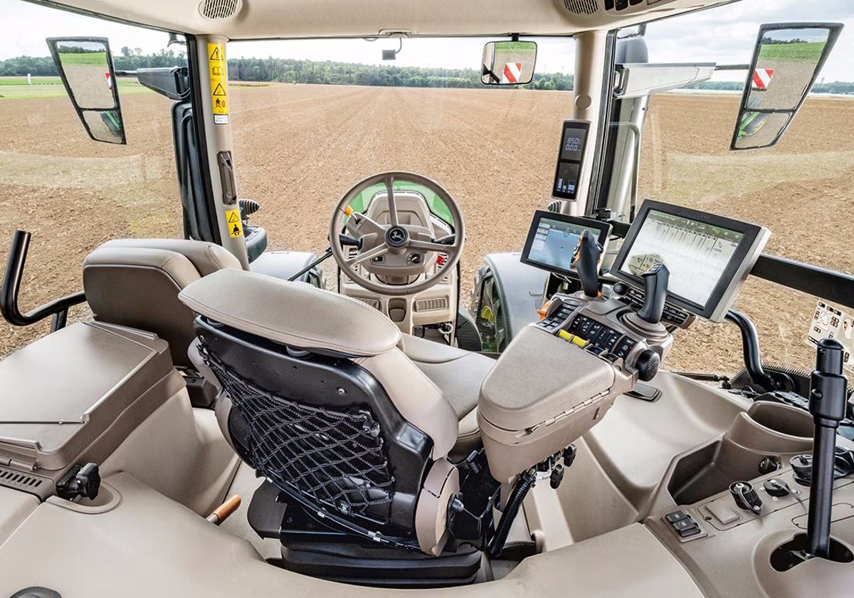 Interior del nuevo John Deere 6r.