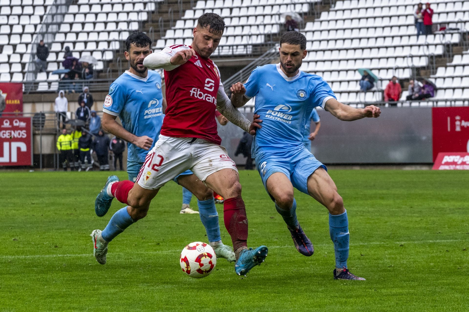 La derrota del Real Murcia frente al Ibiza, en imágenes