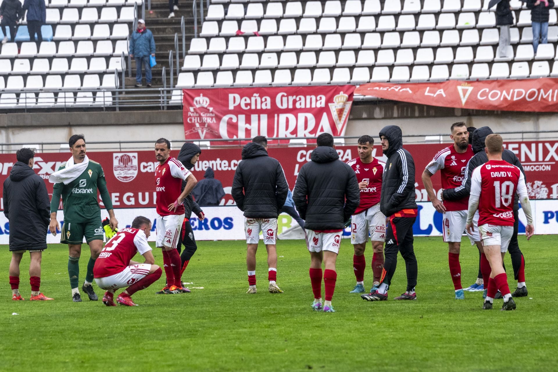 La derrota del Real Murcia frente al Ibiza, en imágenes