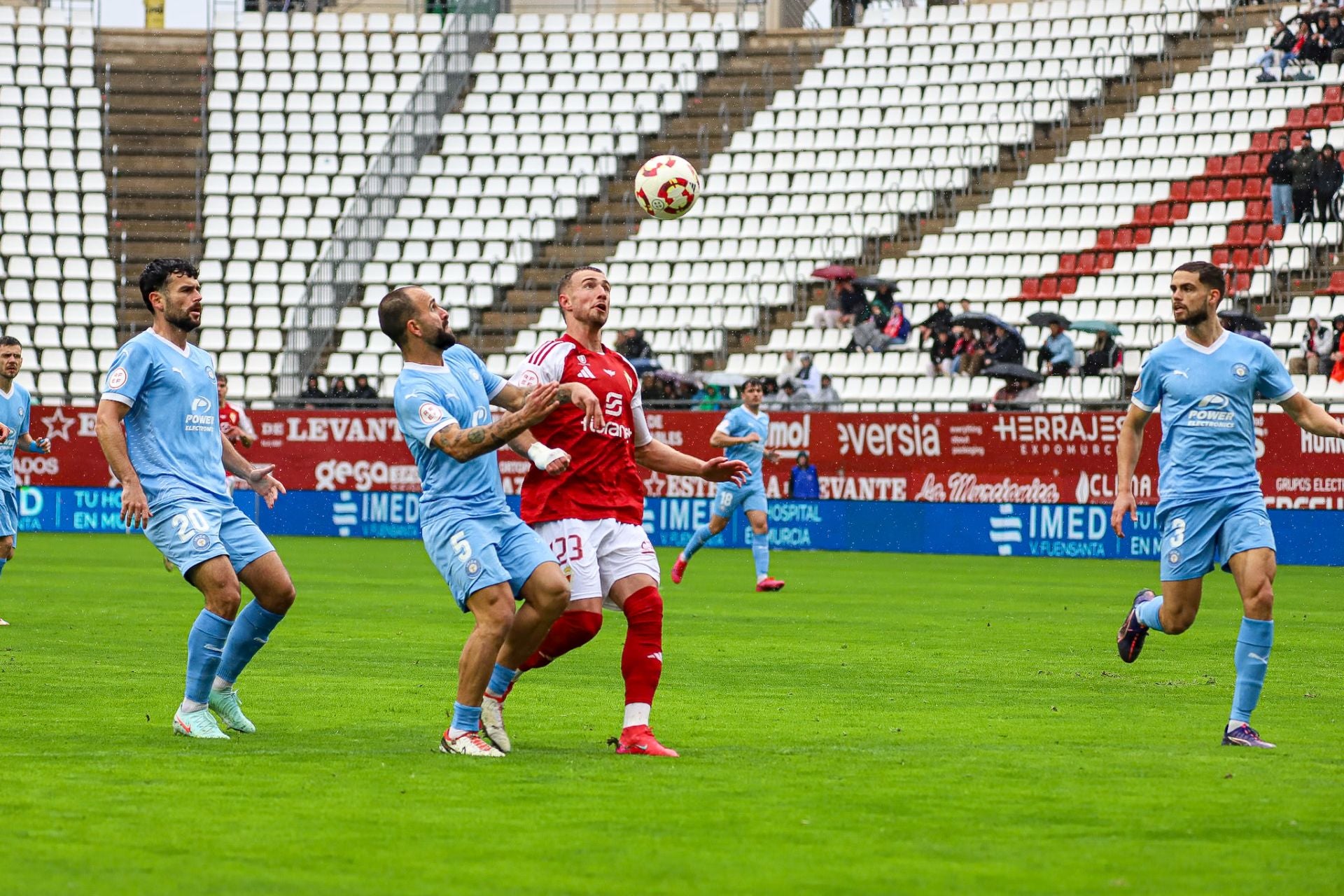 La derrota del Real Murcia frente al Ibiza, en imágenes