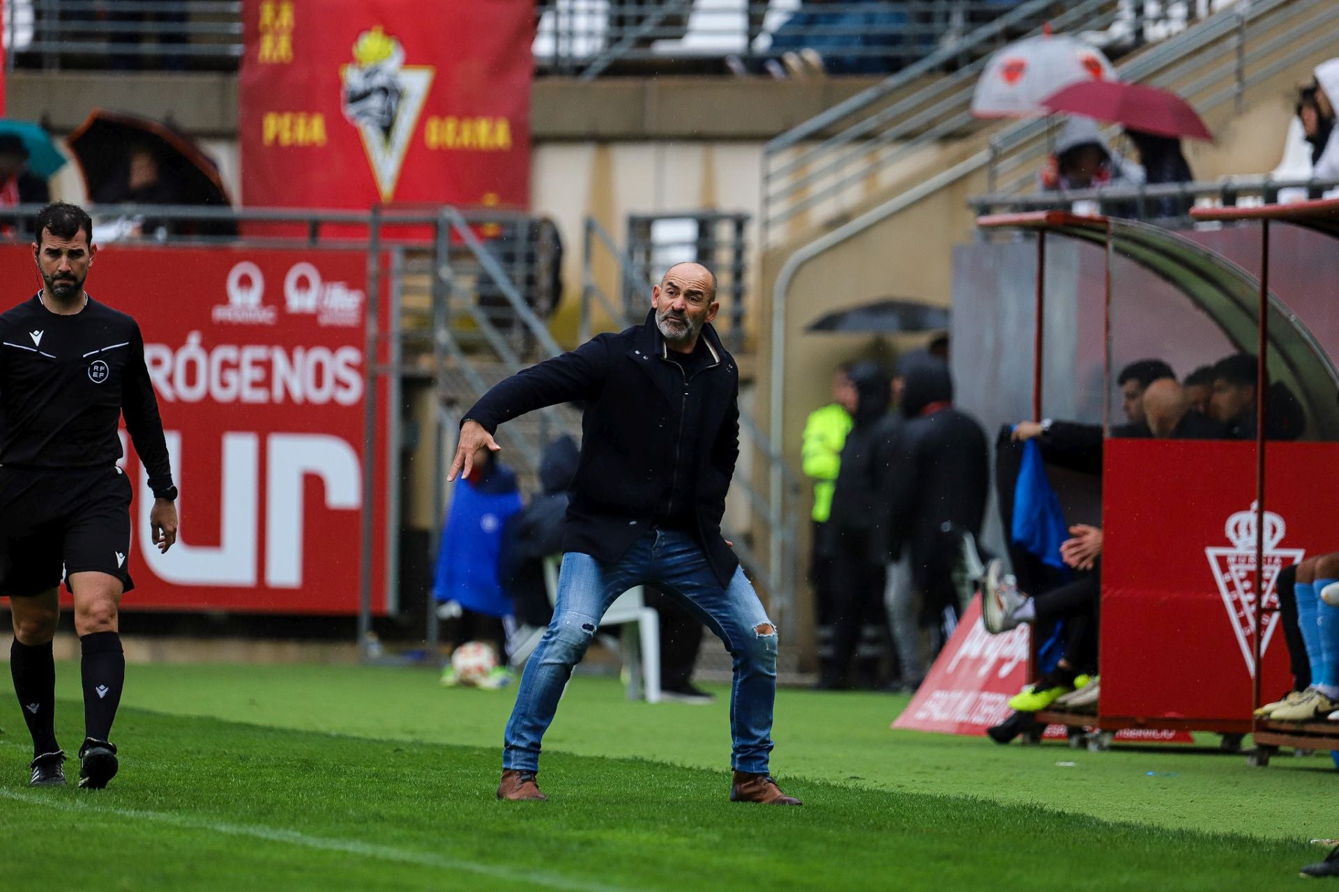 La derrota del Real Murcia frente al Ibiza, en imágenes