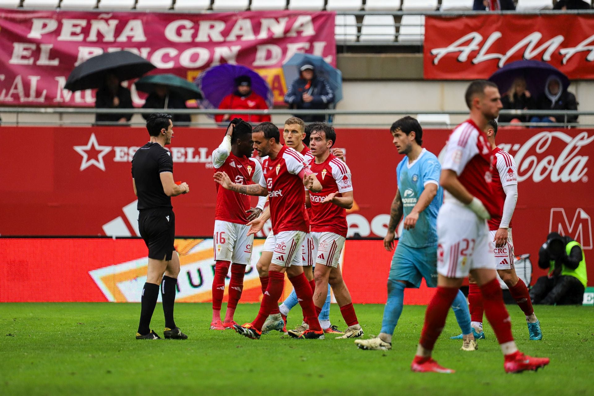 La derrota del Real Murcia frente al Ibiza, en imágenes