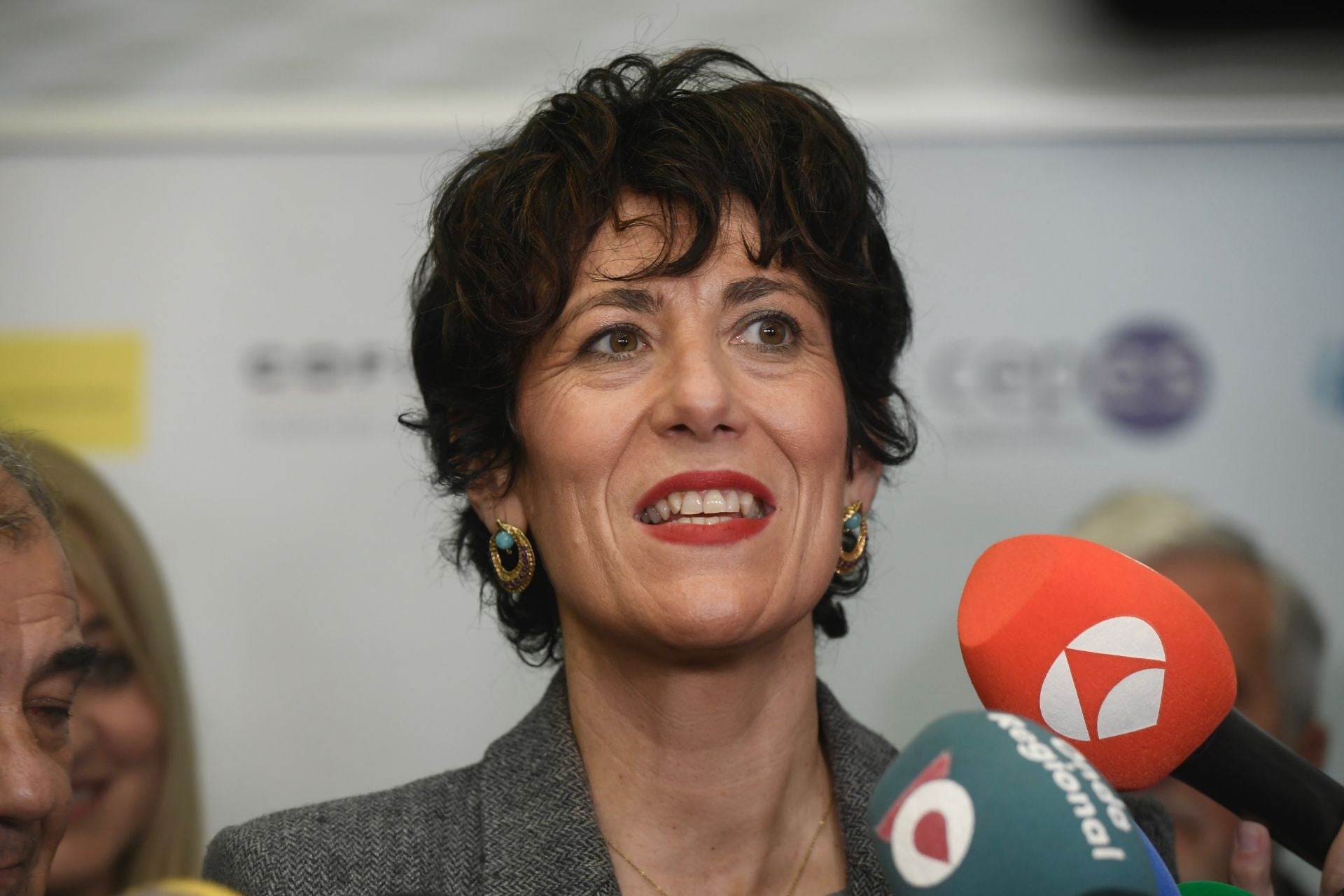 La ministra de Inclusión, Elma Saiz, acude al acto inaugural del Fondo de Impacto Social de Murcia, en imágenes