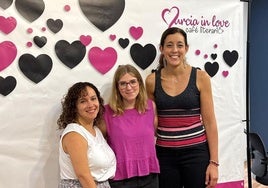 Irene Cuevas, Alba Cayuelas y Judith Romero, fundadoras de Murcia Romántica.