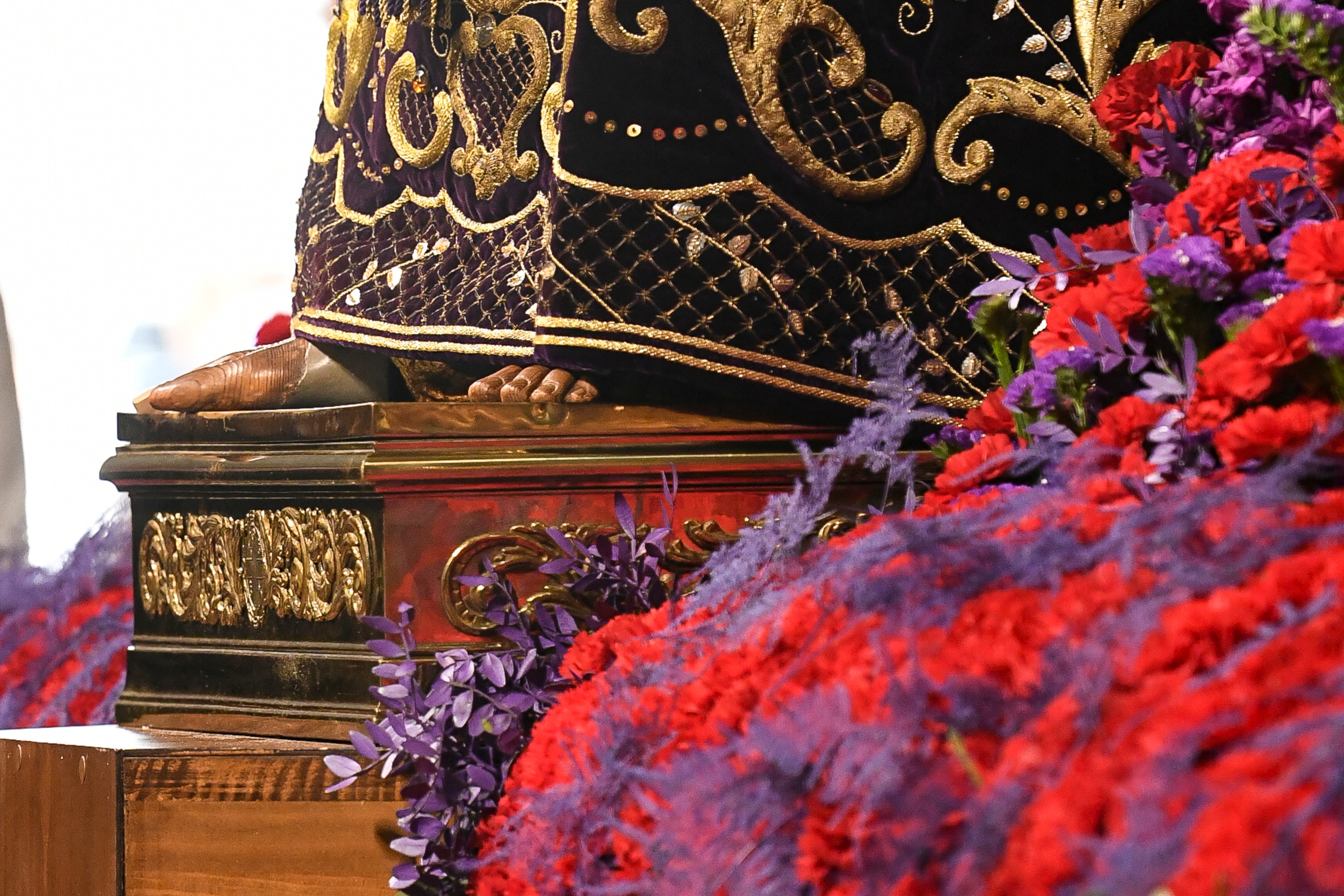 Besapié del Cristo del Rescate, en imágenes