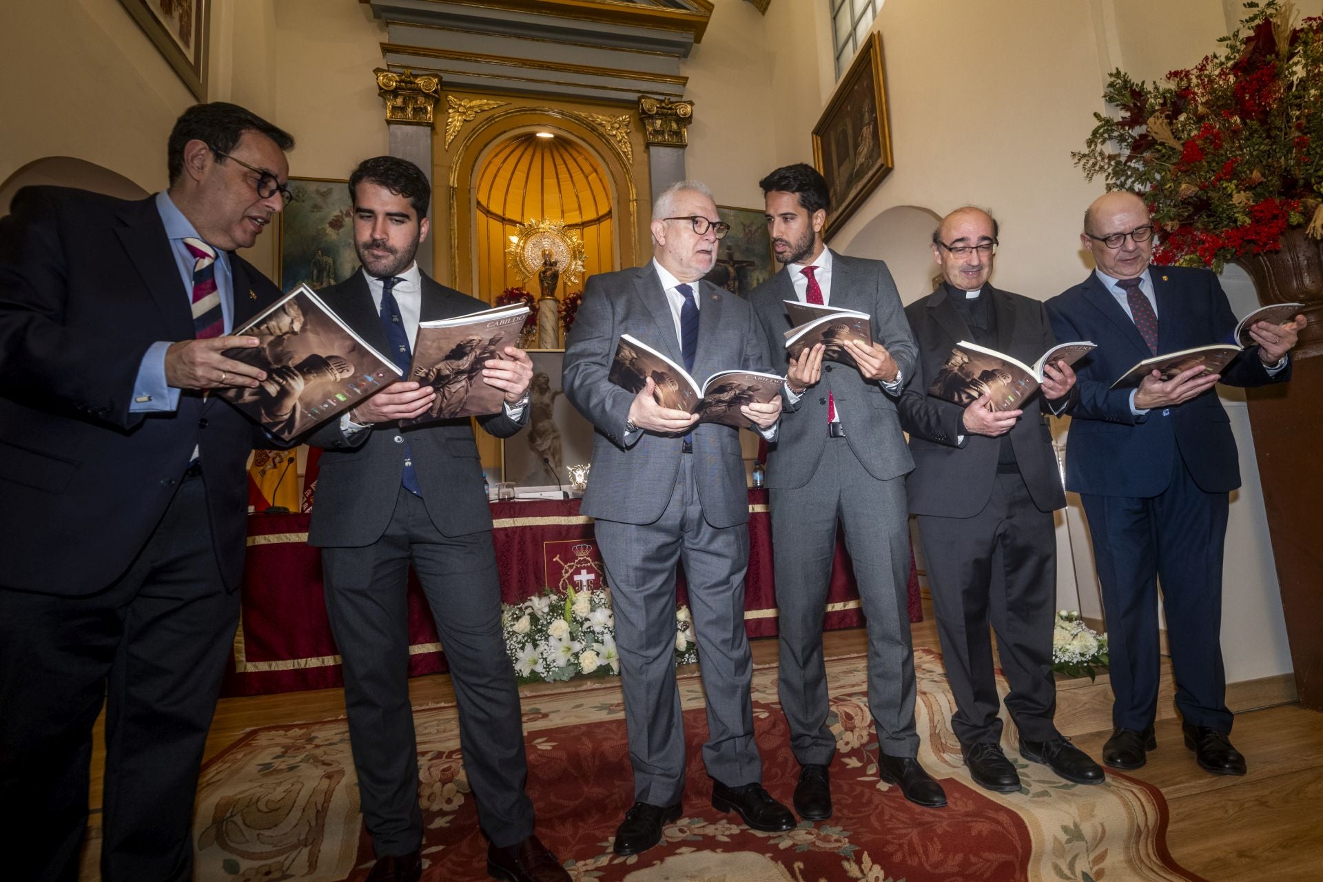 En imágenes, la presentación de la revista del Cabildo de Murcia