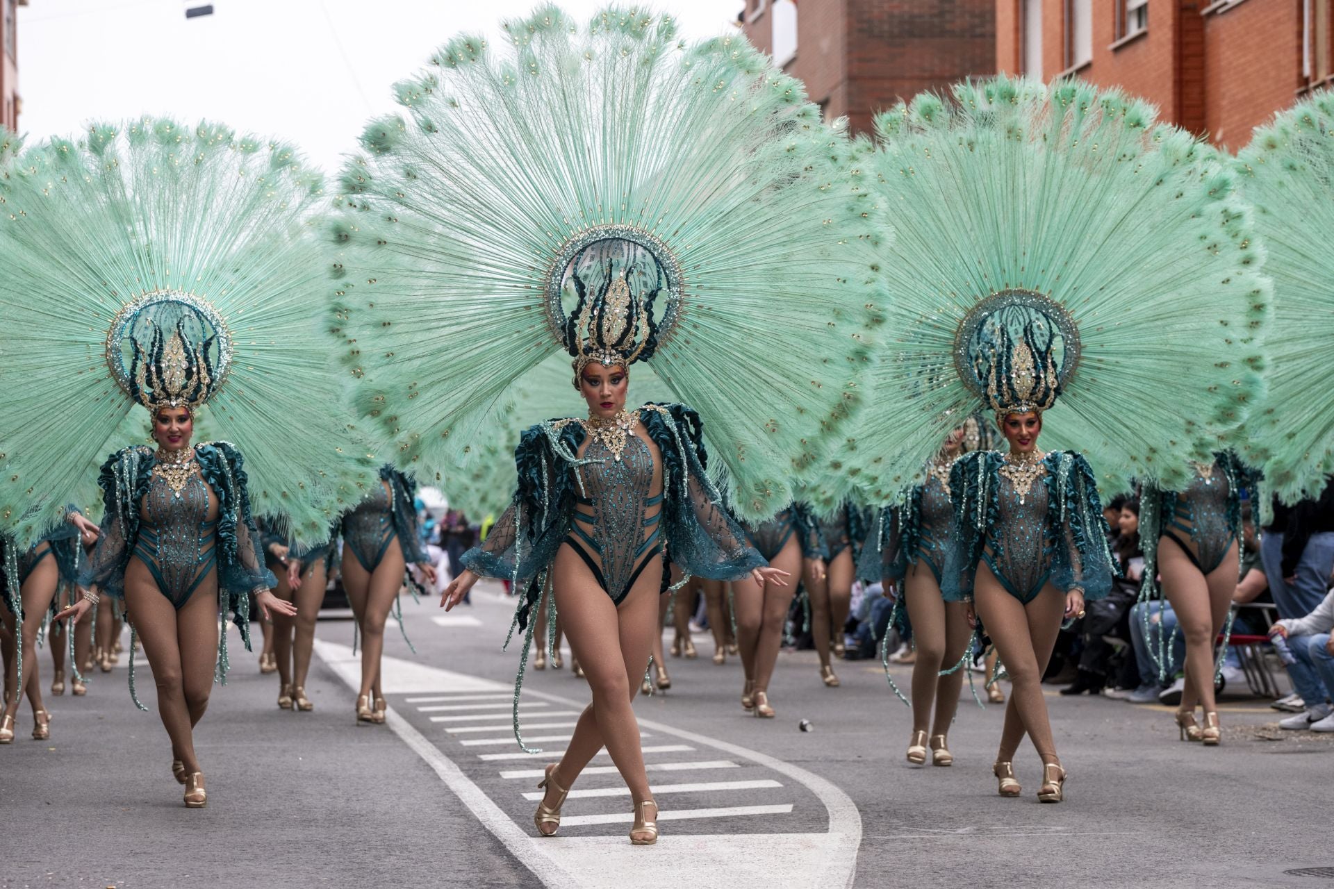 El último desfile del Carnaval de Cabezo de Torres, en imágenes