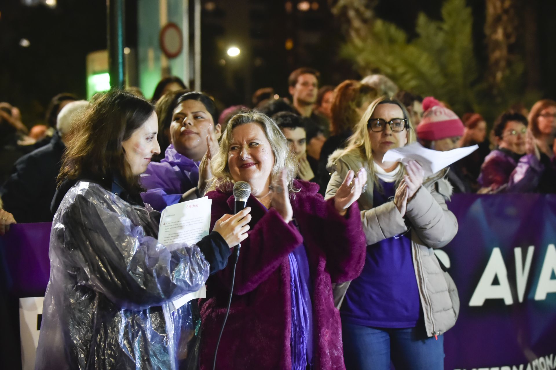 La manifestación por el 8M en Murcia, en imágenes