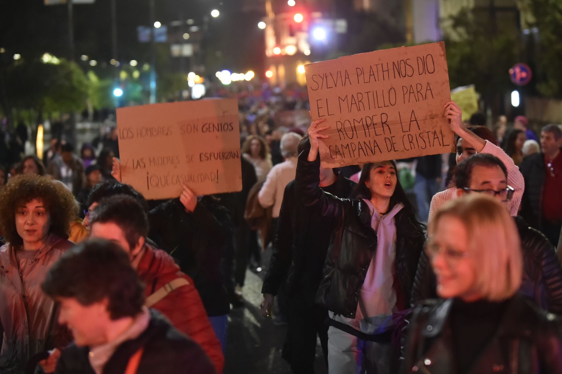 La manifestación por el 8M en Murcia, en imágenes