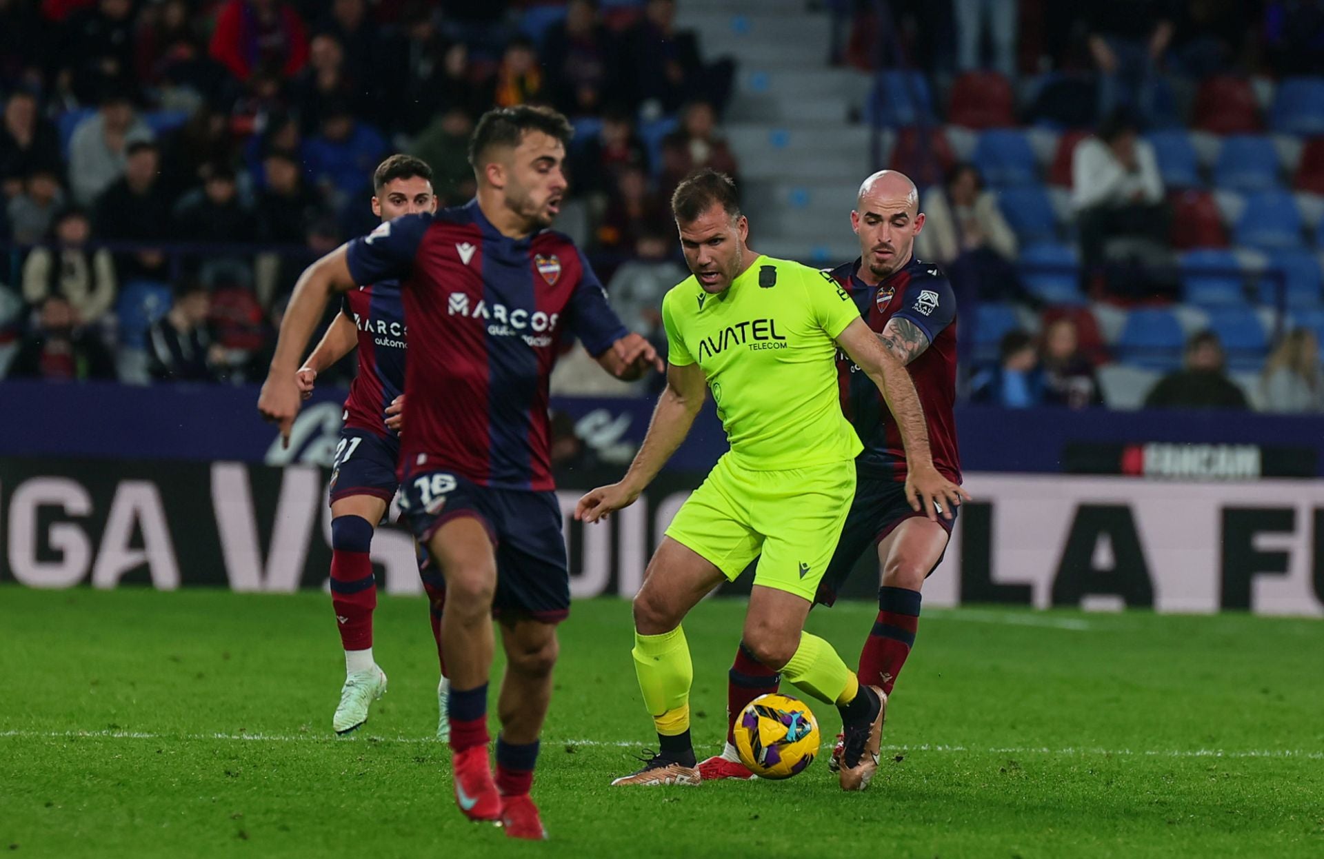 La derrota del Cartagena frente al Levante, en imágenes