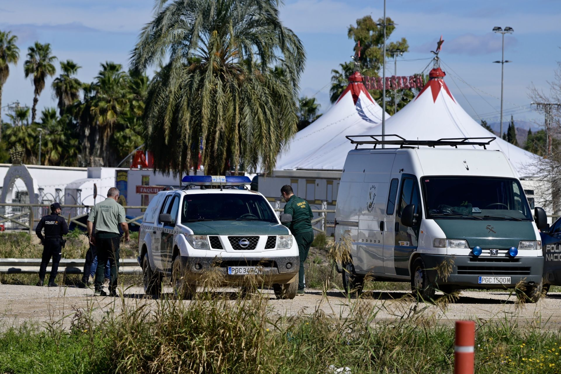 Imágenes del cuarto día de búsqueda de un hombre en el río Segura