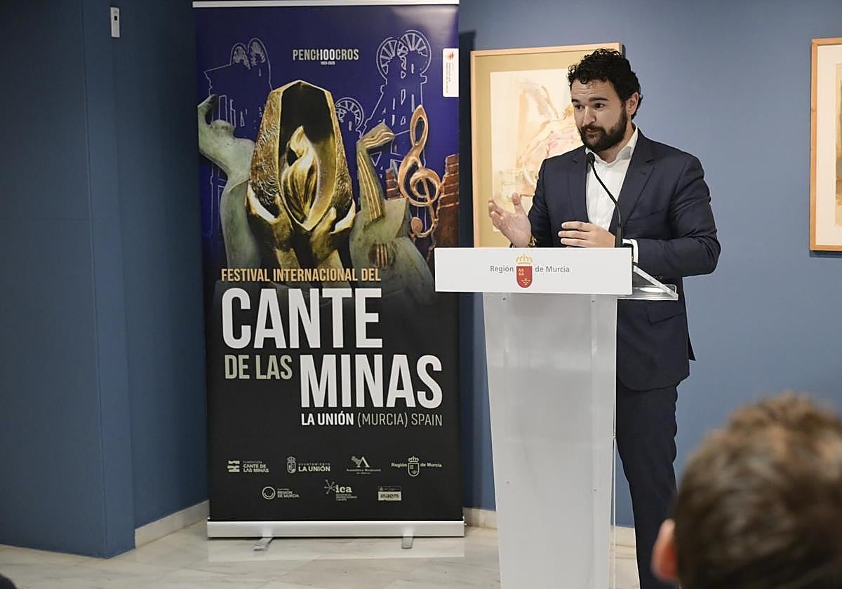 El alcalde de La Unión y presidente de la Fundación Cante de las Minas, Joaquín Zapata, este jueves, en la presentación.