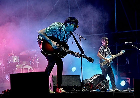 El grupo Lori Meyers, cabeza de cartel del Primavera Sardinera, en una imagen de archivo de su concierto en Molina de Segura en 2023.