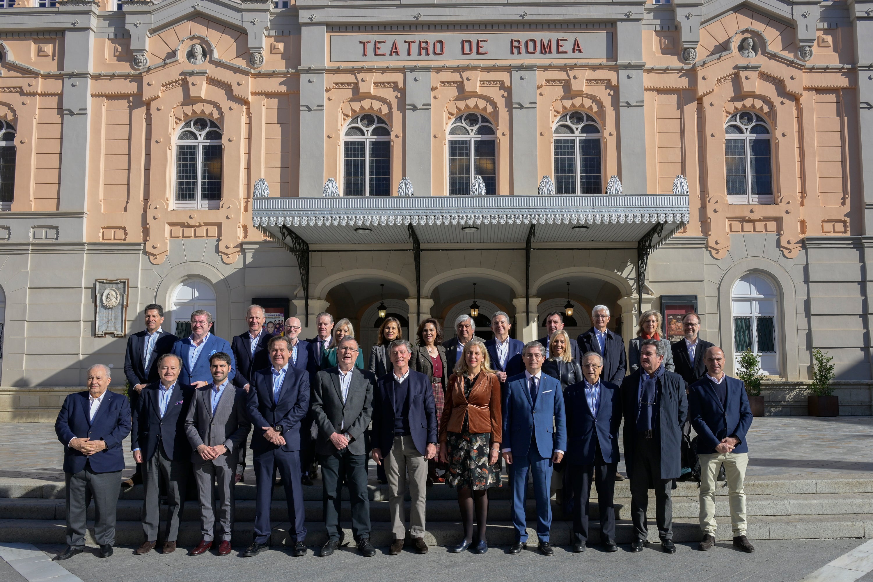 La reunión de las asociaciones de empresa familiar de España en Murcia, en imágenes