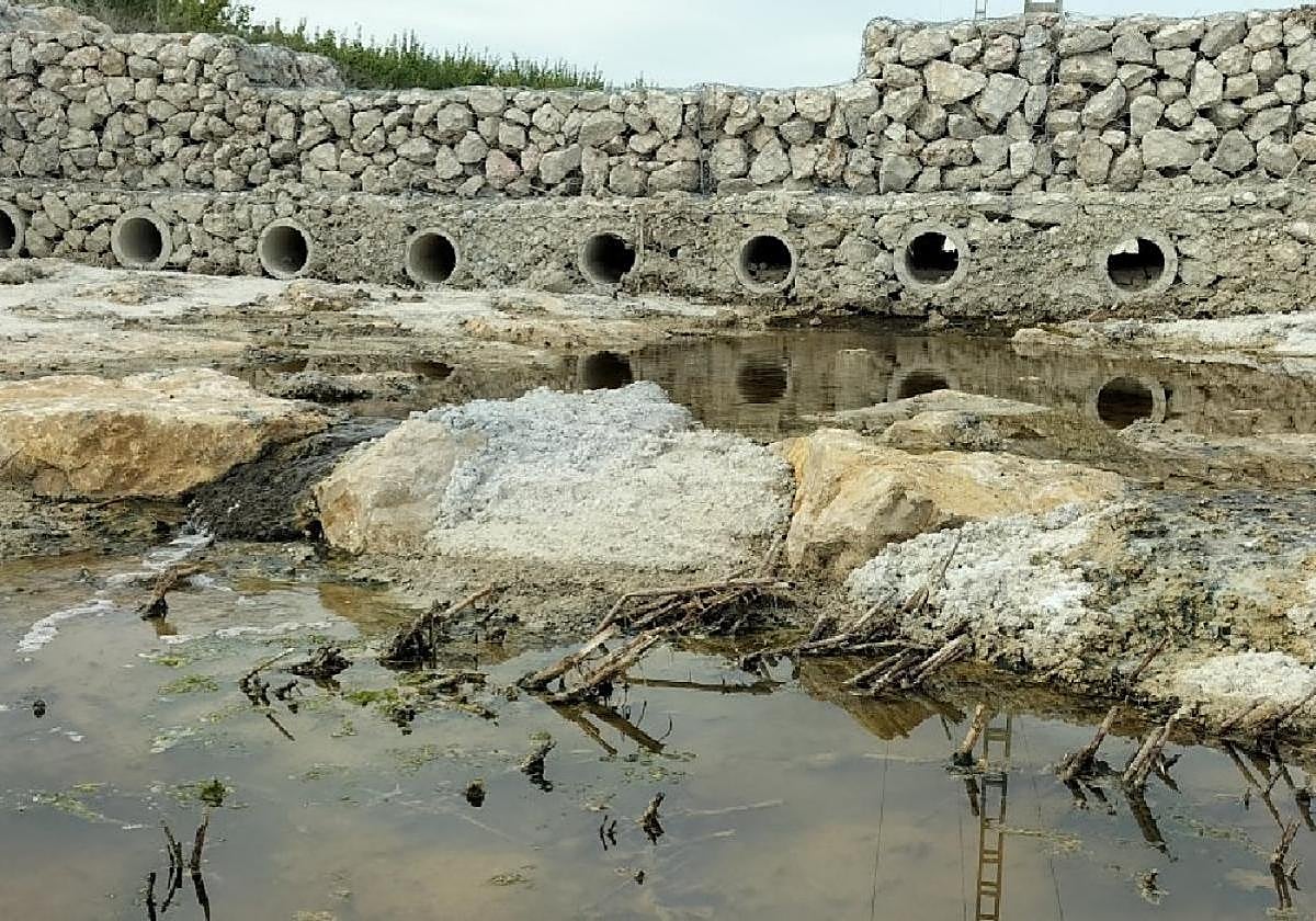 Obras en la rambla de Huete, en el término de Ceutí.