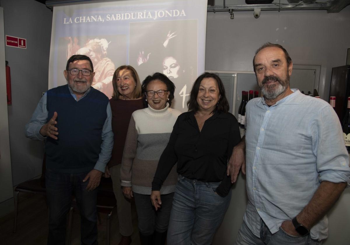 Fulgencio García, Cari Meroño, Génesis García, Margarita Amante y Beni Manteca.