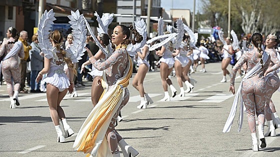 Las imágenes del desfile de Carnaval en La Ribera