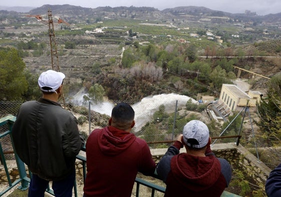 Desembalse del pantano de la Cierva, en Mula, tras las fuertes precipitaciones a principios de marzo.