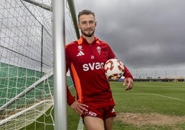 David Flakus, en la mañana de ayer, tras el entrenamiento realizado por el Real Murcia en las instalaciones de Pinatar Arena.