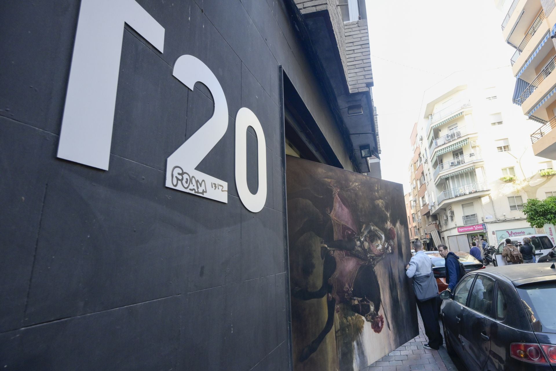 Los alumnos del IES La Flota pasean el arte por las calles de Murcia