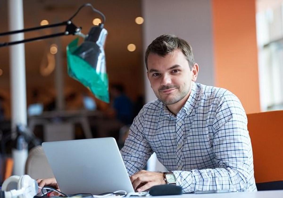 Cómo elegir universidad online en España: UniversidadesVirtuales lo hace más fácil