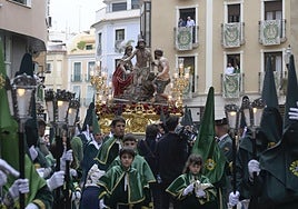 En imágenes, la procesión del Cristo de la Esperanza sale a la calle en Murcia