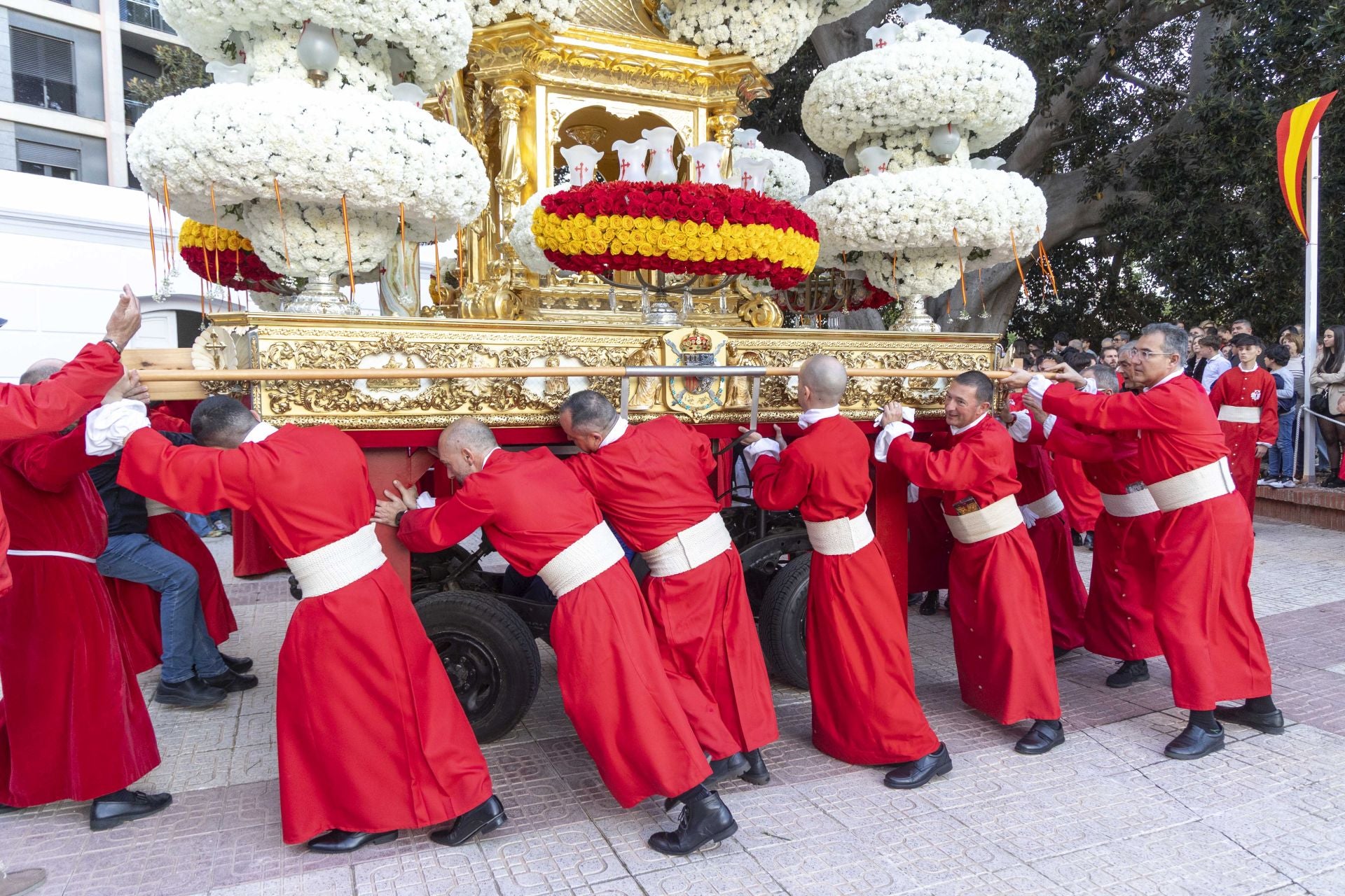 Las imágenes de los traslados del Martes Santo en Cartagena