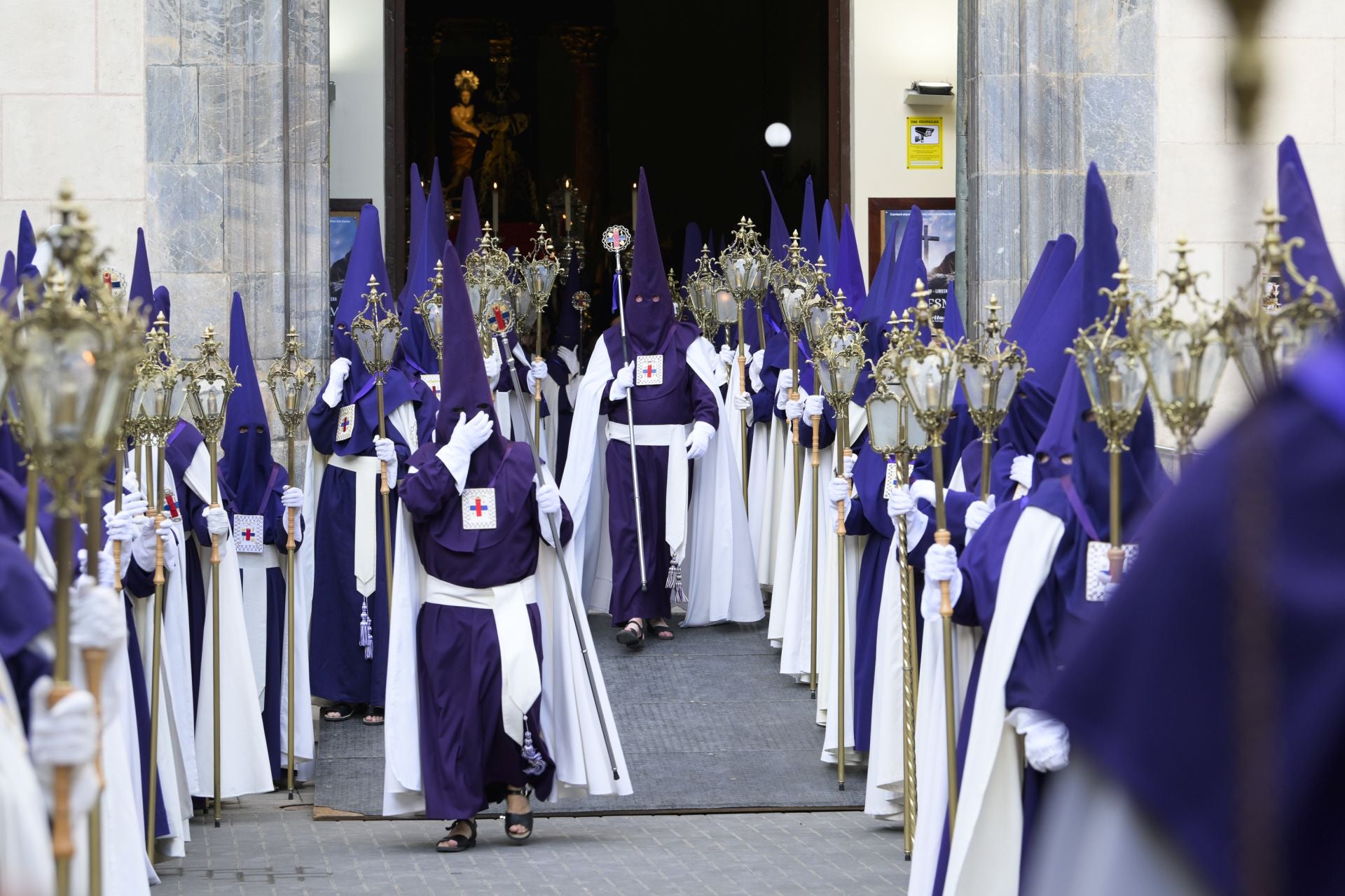 La procesión del Rescate y la Esperanza del Martes Santo en Murcia, en imágenes