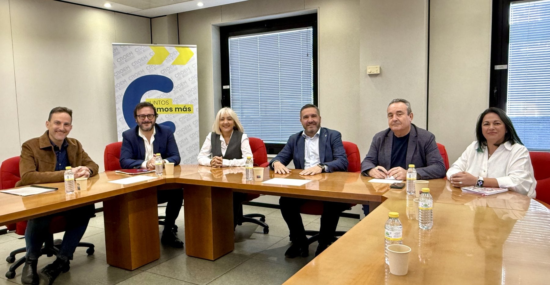 Sindicatos y patronal negociarán los convenios pendientes en la Región de Murcia tras las fiestas