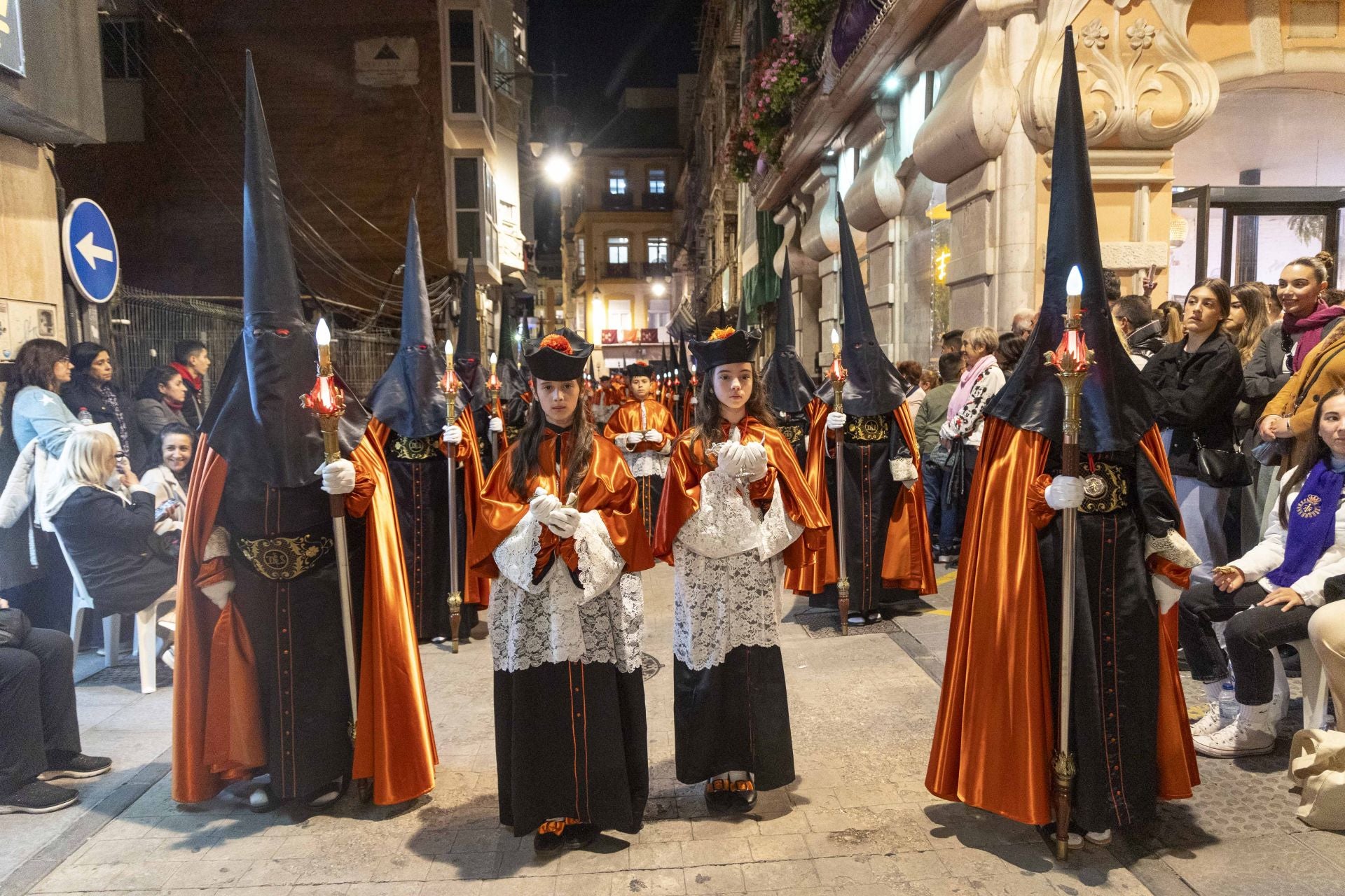 La procesión del Prendimiento de los californios, en imágenes