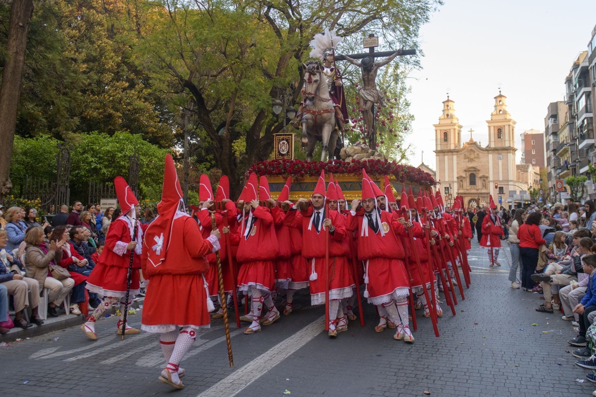 La procesión de los &#039;coloraos&#039;, en imágenes