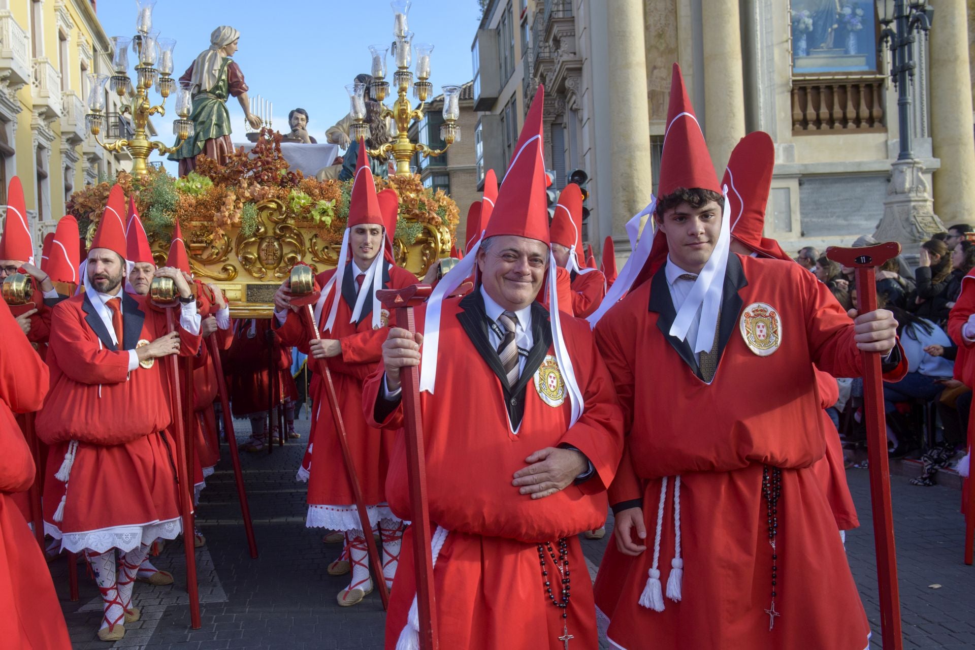 La procesión de los &#039;coloraos&#039;, en imágenes