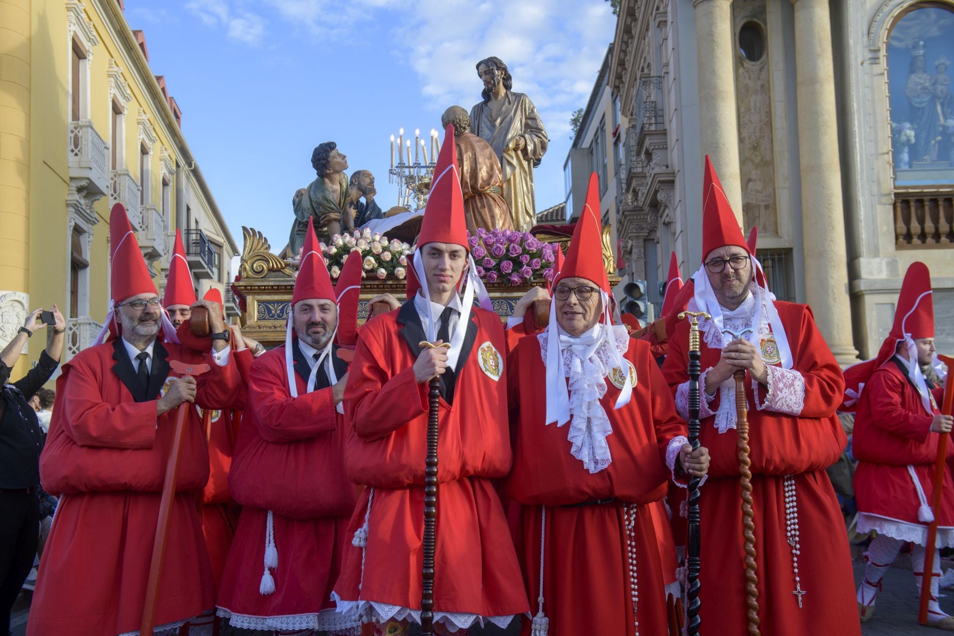 La procesión de los &#039;coloraos&#039;, en imágenes