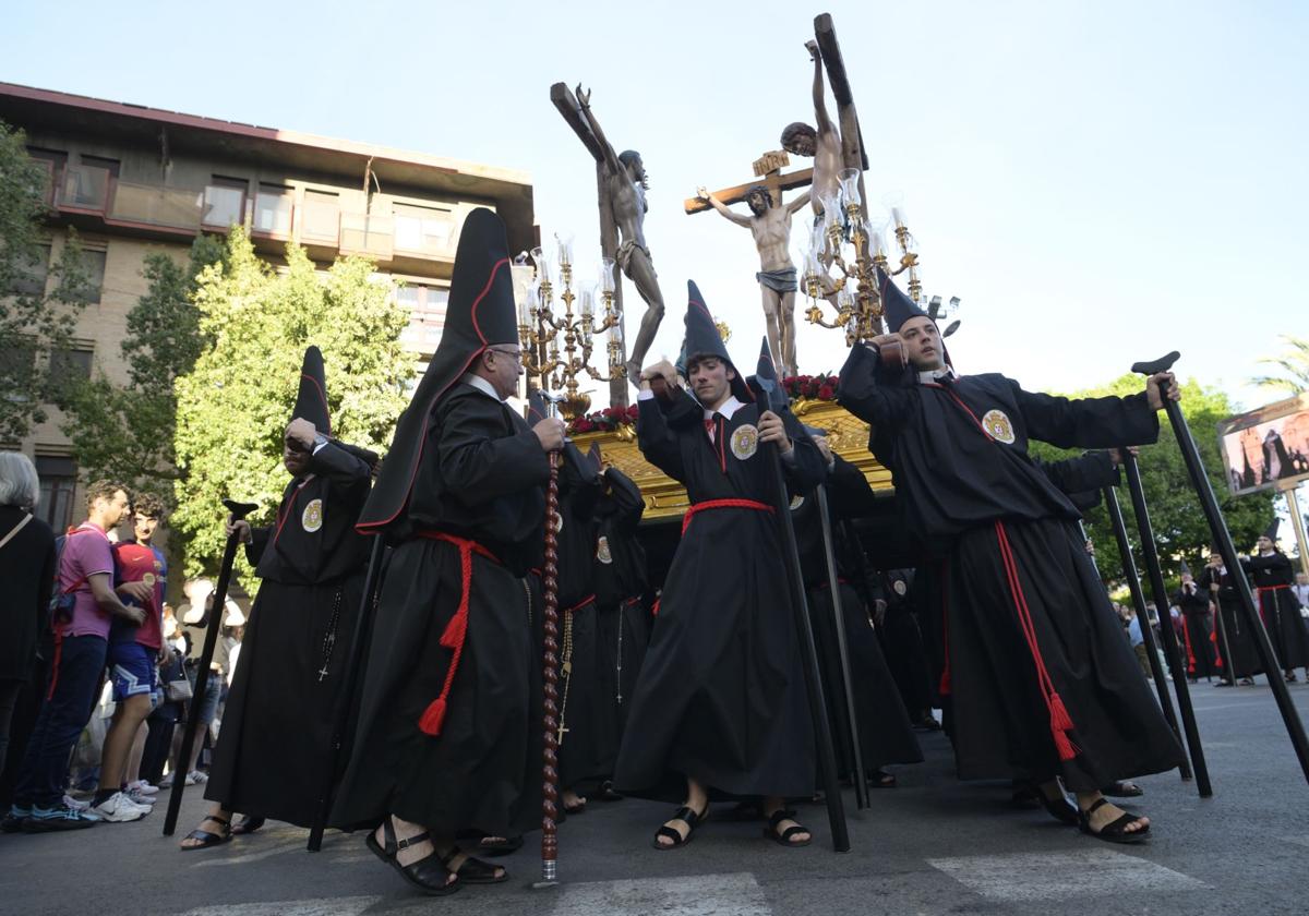 La procesión de la Soledad del Calvario en Murcia, en imágenes