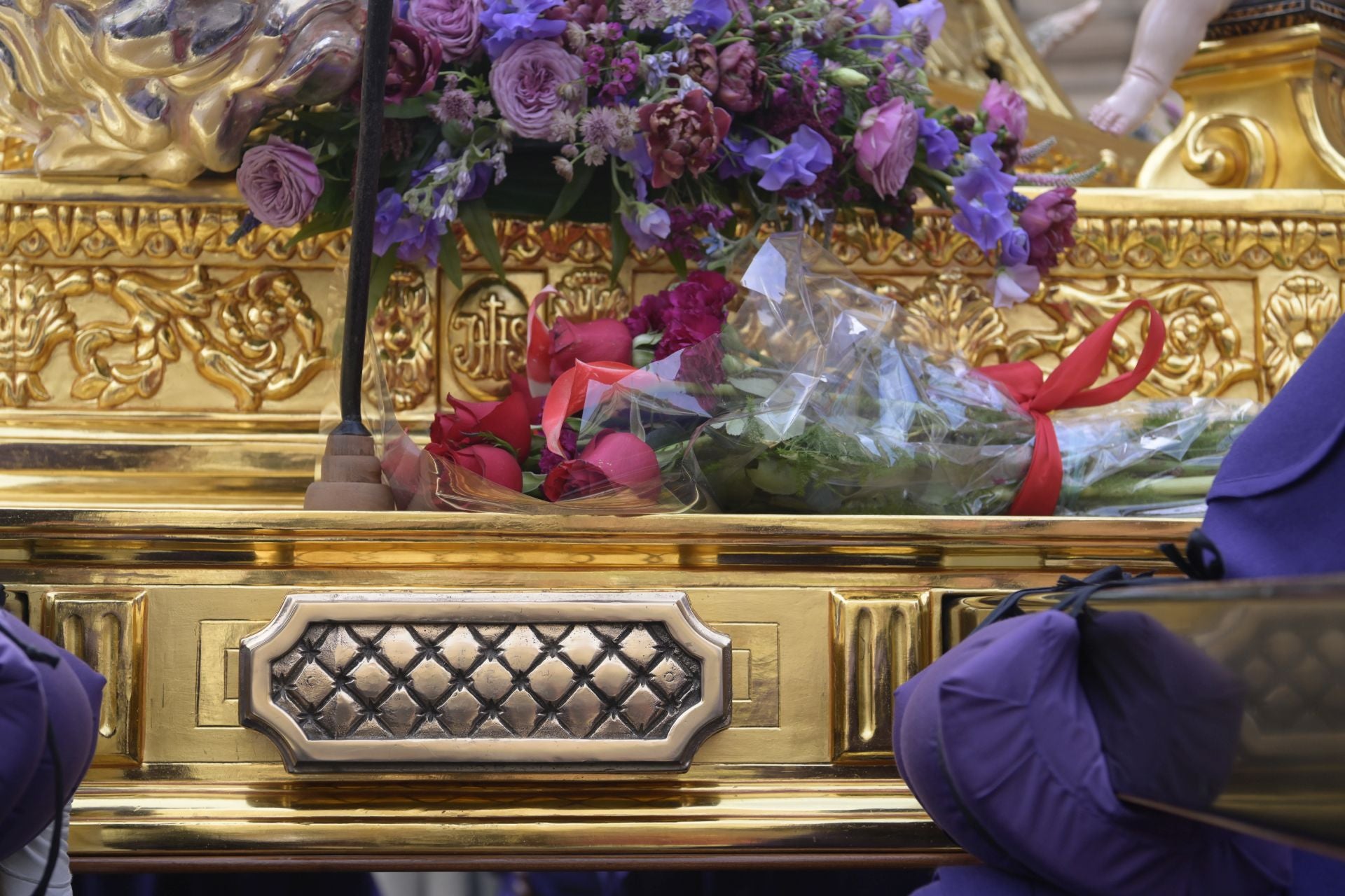 En imágenes, los mejores detalles de la procesión en Murcia de Viernes Santo, los &#039;salzillos&#039;
