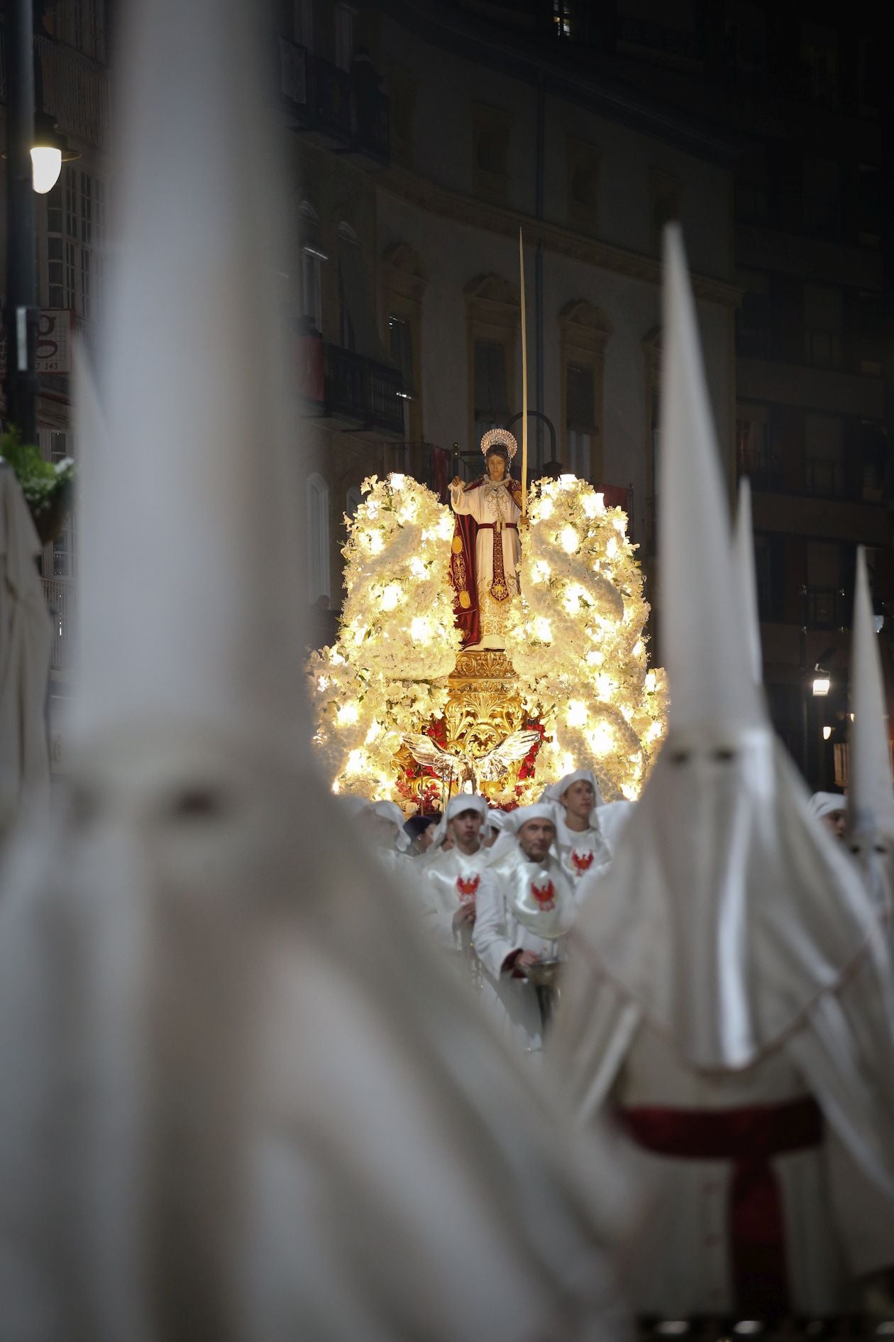 La procesión del Santo Entierro en Cartagena, en imágenes