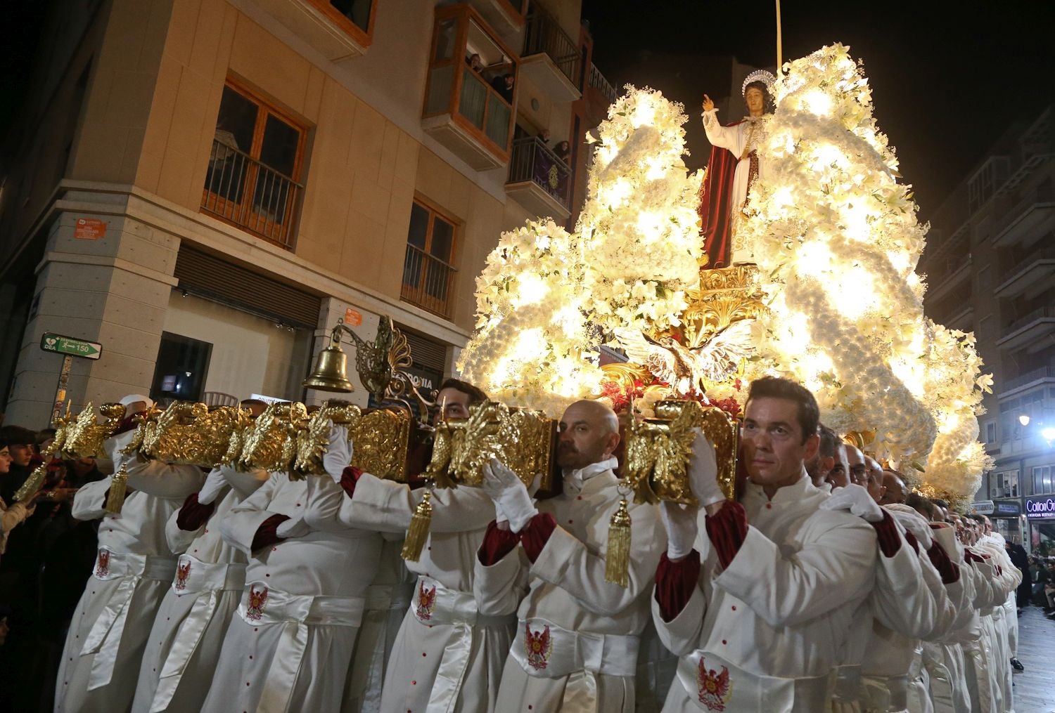 La procesión del Santo Entierro en Cartagena, en imágenes