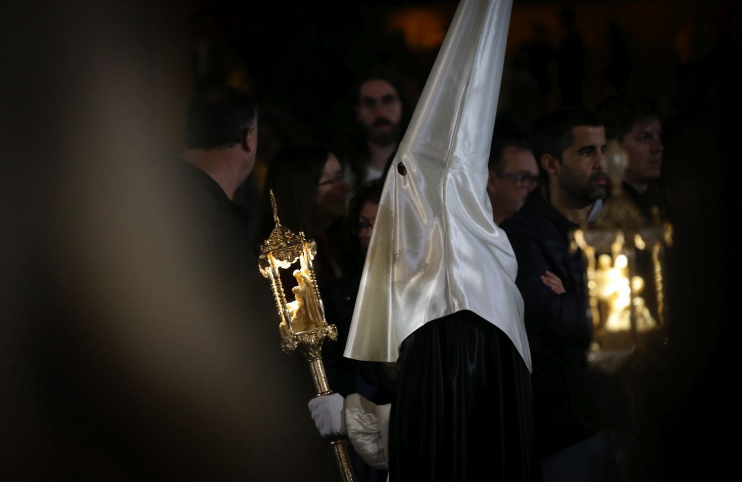 La procesión del Santo Entierro en Cartagena, en imágenes