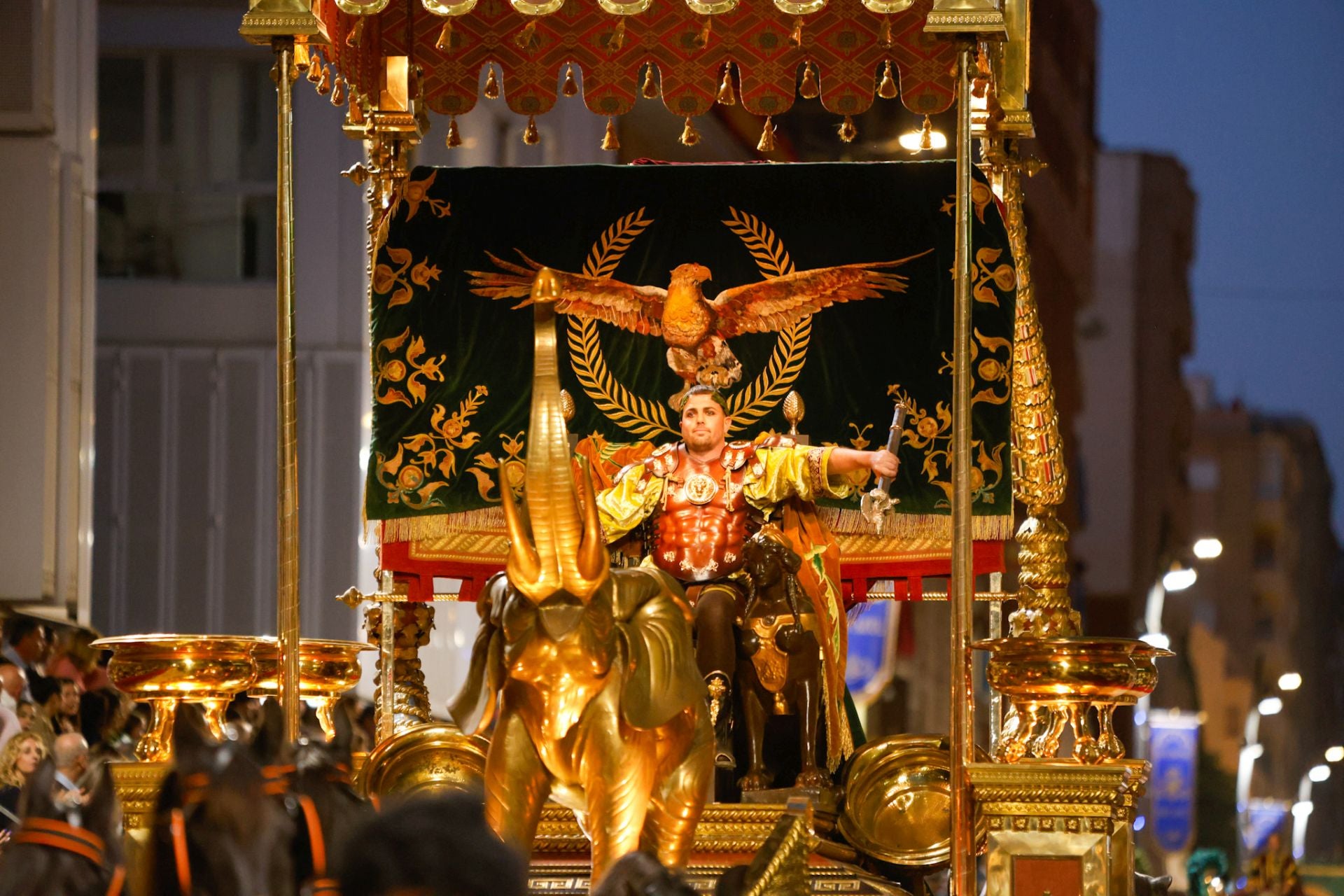 Las imágenes del cortejo bíblico de Jueves Santo en Lorca