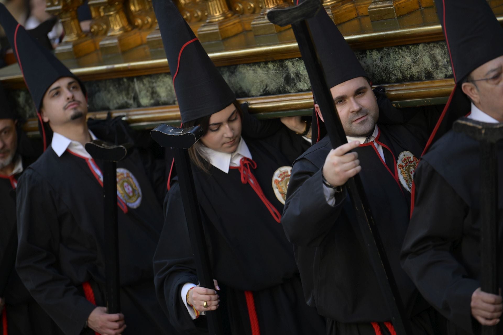 La procesión de la Soledad del Calvario en Murcia, en imágenes