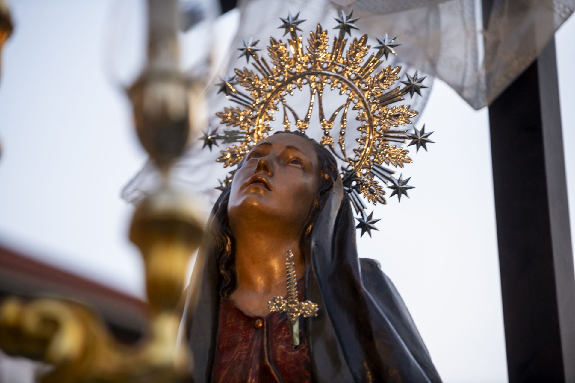 Luto en las calles de Murcia en el Viernes Santo